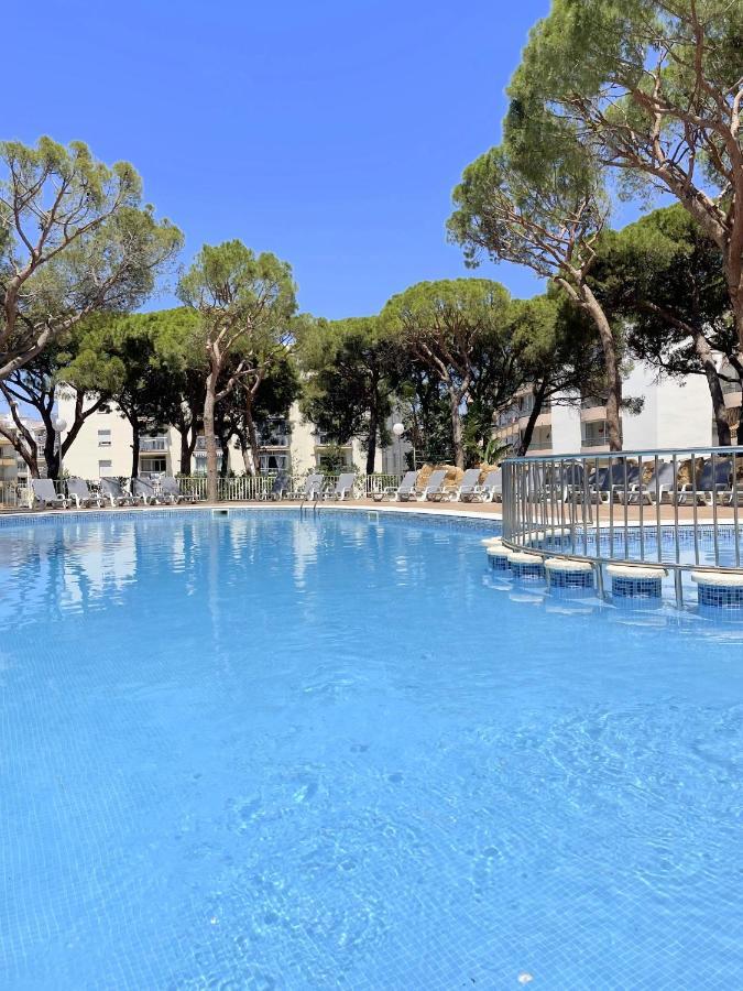 Rentalmar Blue & Pool *