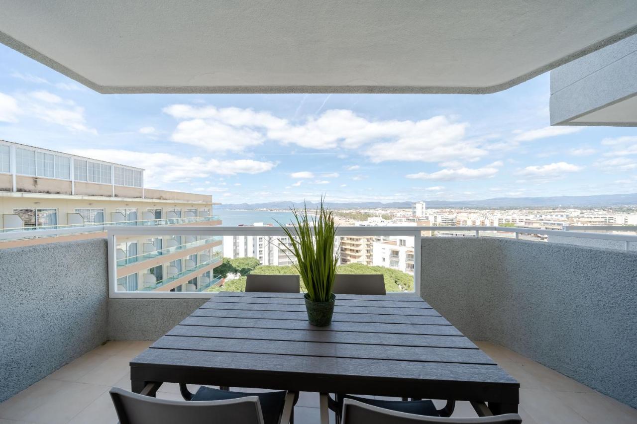 Rentalmar Blue & Pool Apartment Salou